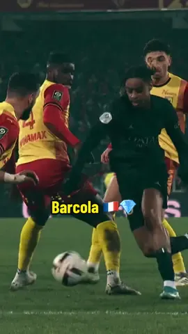 Stop that Bradley Barcola 🥵💎 #Ligue1 #SportsTikTok #barcola #bradley #bradleybarcola #paris #parissaintgermain #psg #dribble #skills #talent #football #futbol #futebol 