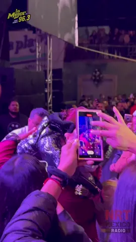#alejandraguzman confuende a imitador con #christiannodal 🫣 #aquinomas te lo contamos todo  #fyp #tendencia #lamejor @imitador de Nodal #concierto 