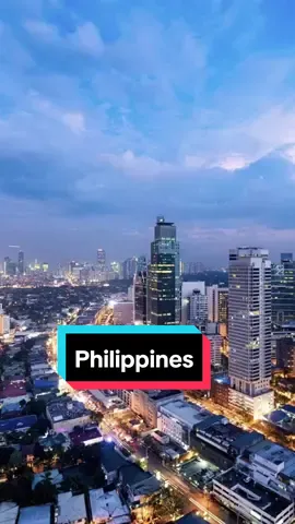 Les Philippines sont un pays d'Asie du Sud-Est, à l'ouest du Pacifique, comptant plus de 7 000 îles
