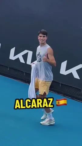 Practice at #AusOpen 💪🇪🇸 @Carlos Alcaraz 🧠❤️🥚🥚  #Australia #SportsTikTok #Tennis #Alcaraz  