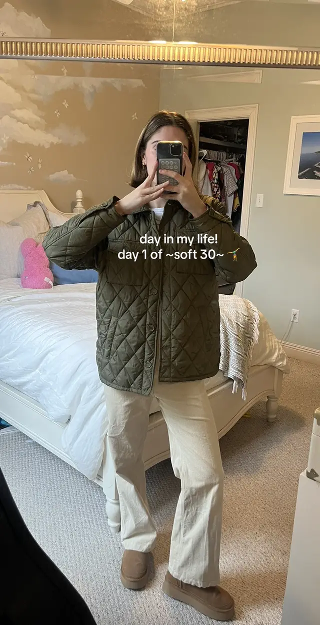 day 1 of my personal soft 30! trying to be more disciplined with my morning and night routines and my overall physical and mental health! i made a previous video about what my challange includes but follow along and we can go through this together:)🫧⭐️🤸‍♀️❣️ #soft30challenge #dayinmylife #workfromhome 