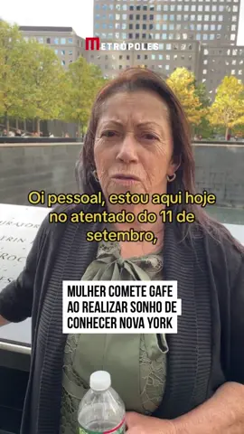 😐 Uma mulher cometeu uma gafe ao demonstrar sua felicidade durante uma visita ao Memorial 11 de Setembro, em Nova York, um local que registrou uma das maiores tragédias mundiais. No vídeo que viralizou, ela expressa com entusiasmo que realizou um 