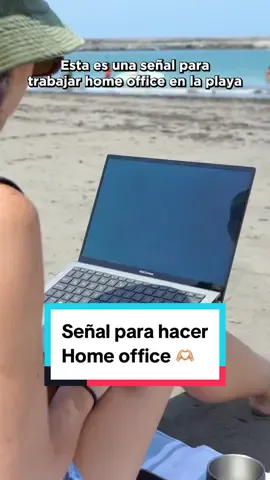 Beneficios del Home Office: trabajar frente al mar. 🤩🌊🌞 #ASUS #laptopperu #laptops   #filmmaker #editor #contentcreator #ofertas #preciolaptop
