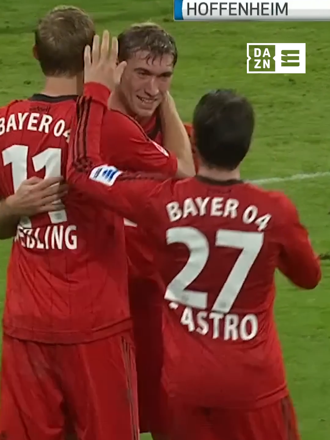 Lembras-te daquela vez que o Leverkusen marcou um golo fantasma? 👻 #BundesligaELEVEN