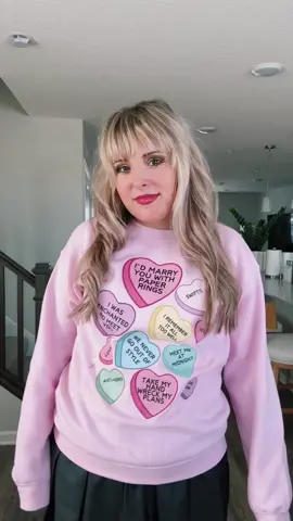 Perfect gift for anyone on Valentine’s Day 🩷 #ValentinesDay #taylorswift #lover #merch #swifttok 