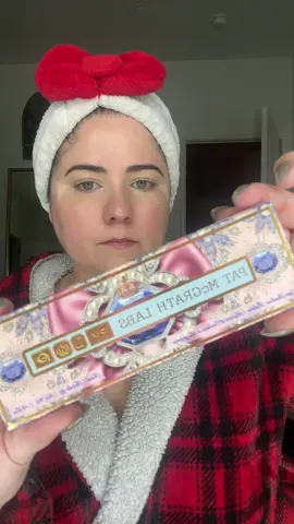 just a quick #grwm #morningroutine #patmcgrathlabs #patmcgrath 