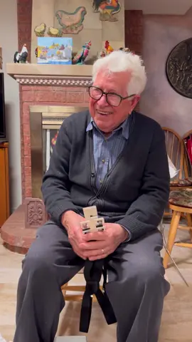 Grandfather gets hilarious Christmas gift #nonno #musician #funny #gifts #grandparents #cute #family #grandpa #grandfather #oldschool #oldfashioned #christmas #newyear #funnyvideos #nonna #foryou #fypシ #fyp #foryoupage #foryourpage 