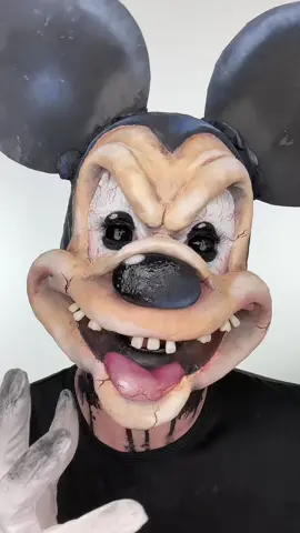 MICKEY MOUSE Inspired makeup! 😱 im so sorry! Who else would you like to see? 