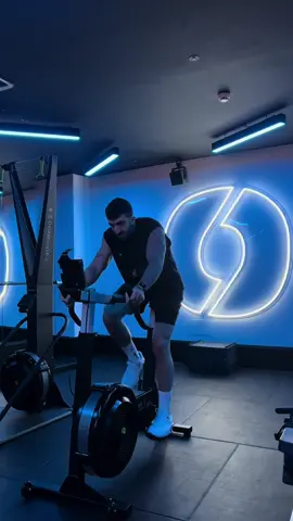 Hyrox sim with the team 🇩🇰 #gym #training #hyrox #hyroxtraining #247 #puresport #represent #247represent #GymTok #gymmotivation #gymrat #GymLife #gymlover #weights #weighttraining #fyp #fypシ #marchon 