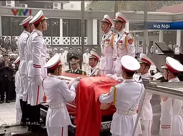 Xe đại xa đón Đại tướng Võ Nguyên Giáp từ nhà tang lễ ra sân bay Nội Bài để về với Quê Hương❤️❤️🇻🇳 #vonguyengiap #hochiminhmuonnam🇻🇳 #hochiminhvidai🇻🇳🇻🇳 #lichsuvietnam #chinhtrivietnam #lichsu #chinhtri #phan2 