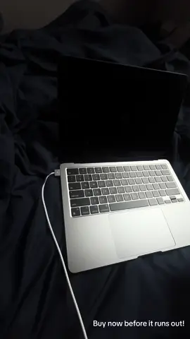 Unboxing my Macbook Air M2  #apple #macbookairm2 #macbookunboxing #fyppppppppppppppppppppppp 
