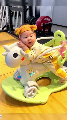 Maaaring gamitin ng mga tumba-tumba ang balanse ng iyong sanggol #2in1rockinghorse #rockinghorse #kidride #babytoy #toysforbaby #toysforkids #baby #toysoftiktok #fyp #foryou #tiktok 