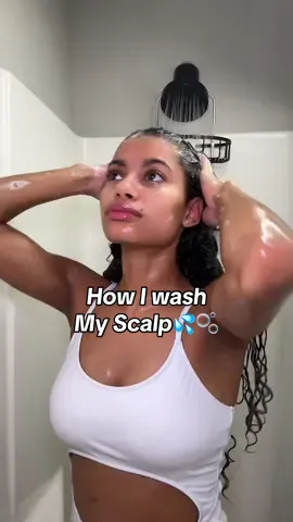Healthy hair starts with having a healthy scalp!@The Rootist @sephora #TheRootistPartner #scalphealth #healthyhair #curlyhair #washroutine 