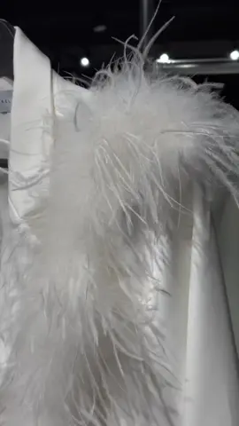 Snow Feathers Suit | M/38 #themoonlitatelier #womensuit #elegance #fyp #trending 