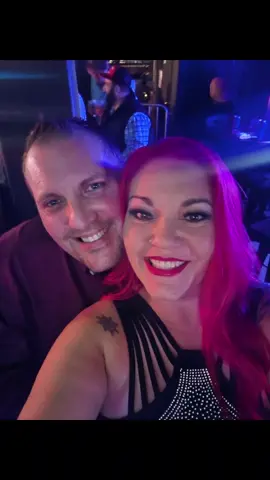 @Nick Fox #CapCut #helovesme #fypシ゚viral #fyp #couplesoftiktok #couple #elevento2 #Love #adventuresofnickandmoe 