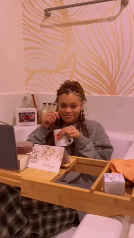 Yall! New single ‘Where Do We Go’ drops tomorrow! 🤗🙌🏽💚✨ I pray the song blesses yall the way it blessed me when I made it 🙏🏽✨ Go stream that! (insert @DRUSKI face HA!)