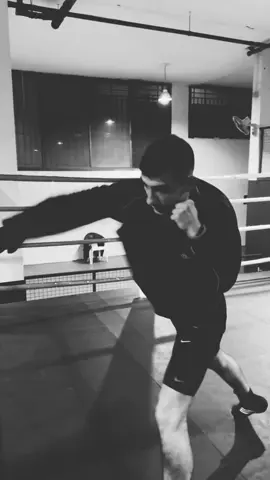 FOR MY OWN SELF ! ⚔️ #conormcgregor #mcgregor #boxing #kickboxing #mma #reels #viral #shadowboxing 