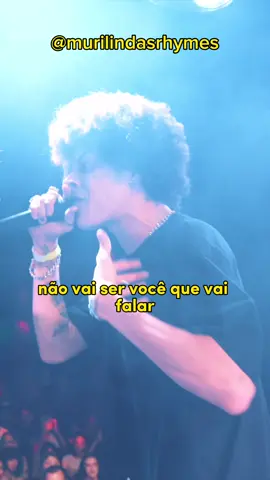 O dia que eu rimei contra a batalha da norte! Nesse dia batalhei contra o Lil vi, Lili, Apollo e Magrão. Acabei perdendo na final mas foi uma sensação muito incrível poder rimar com todos esses caras Marquem a @batalhadanortesp, vai que eles me dão uma chance de colar lá ❤️ Em breve todos os vídeos disponíveis no canal do @ribhopfestival . . . . . . #hiphop #batalhadanorte #batalhasn7 #batalhaderima #rap #batalhadaaldeia 