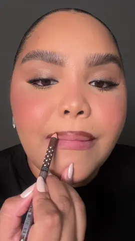 🌰🤎 lip liner burgundy @Ruby Kisses  lip gloss n47 latika 