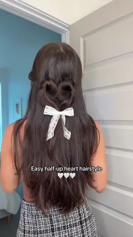 ISNT THIS SO COOL!!🤍 #easyhairstyles #hairtok #halfuphairstyle #hearthairstyle  #valentinesdayhair 