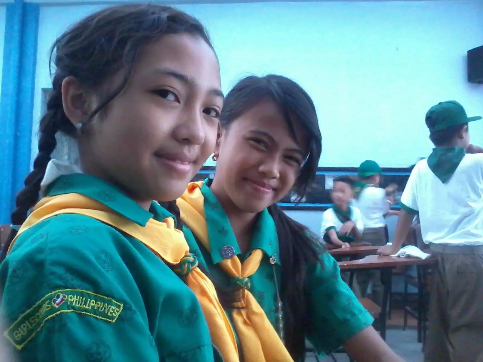 Taena wala kaming matinong picture until now 