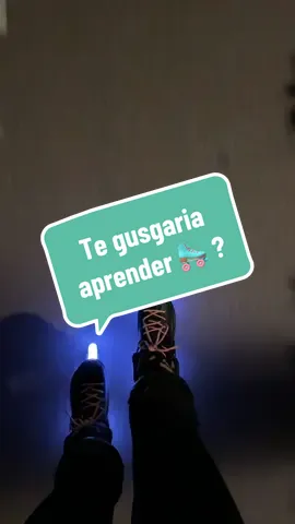 Aprende a patinar 🛼🩵✨ #rollerblade #rollerskating #superatusmiedos #skateinline #rollergirl #skateinline #aesthetic #inlineskating #superatuslimites #amorpropio 