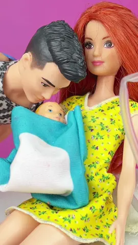 Time for Barbie's baby to make a grand entrance into the world! 🍼👶🏼 #toys #barbie #dolls #asmrtoys #satisfying 