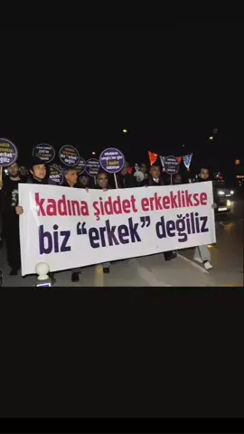 siz adamın dibisiniz  #kadınasiddetehayirdiyoruz #kadınaşiddeterkekliksebizerkekdeğiliz #fypシ #cyprus🇨🇾 