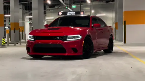 لون الأحمر غير عن الاوان الباقي ماشاءالله♥️🤩          #اكسبلور #السعودية #هيلكات #hellcat #dodge 