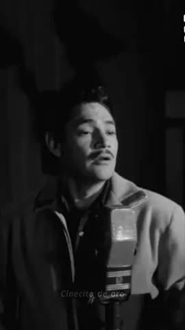 Javier Solís se veía increíble en esa película ✨ Película: Un tipo a todo dar . . . . . . . . #javiersolis #javiersolisedits #elreydelboleroranchero #charro #cinedeoro #cinedeoromexicano #epocadeoro #mexico #mexicano #fypシ #fyp 