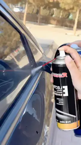 The car is open for a long time, the window lift is abnormal, the seat slide, the skylight track, the electric rearview mirror, the electric tailgate, the hydraulic lever lift is stuck, you can use this # lubricant, a simple spray can be easily done!#lifehelper #hardwarestore #tiktokfinds2023 #hardwaretools #practicalgoods #fypシ゚ #cargoodthings 