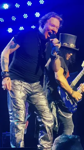 ‼️‼️knockinonheavensdoor #axlrose #slash #2023 #live #duff #gnredit #gunsnroses🌹🔫 #?sexylove😍 