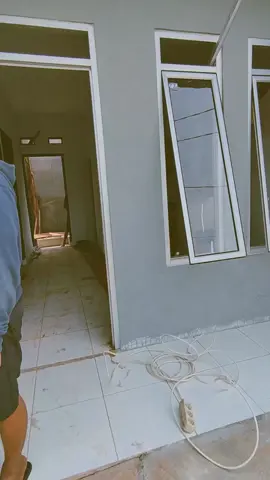 proses bangun dapur. memang dari awal sebelum nikah dan pindah maunya rumah sudah di renov minimal belakang dulu🤭 #fyp #fypシ゚viral #perumahansubsidi #renovasirumahsubsidi #rumahidaman #rumahsubsidi #rumahminimalis 