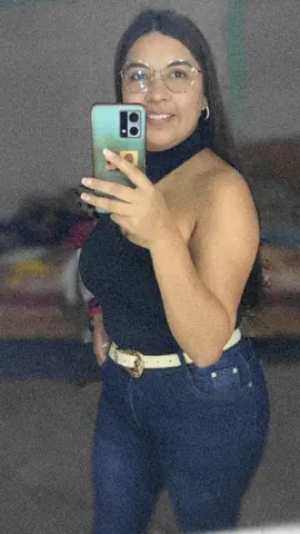 #CapCut #ytehaspintadolasonrisadecarmin #amando #felizvida ❤️#amandome ❤️😎🌄