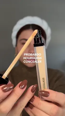 El resultado final me encantó y aunque no soy una experta en makeup tengo claro que este corrector es buenísimooooooo🫰🏻✨🫰🏻✨  #hourglassconcealer #hourglass #probandomaquillaje #probandoproductos #maquillaje #corrector #latinaenusa #venezolanaenusa #publicoenespañol #parati 