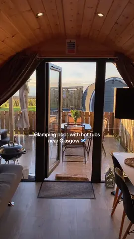 📍Timber Valley Pods #glampingpod #EastAyrshire #glasgow #lodgeswithhottubs #glampinguk #timbervalleypods #glampingukhottubbreak #hottubthings 
