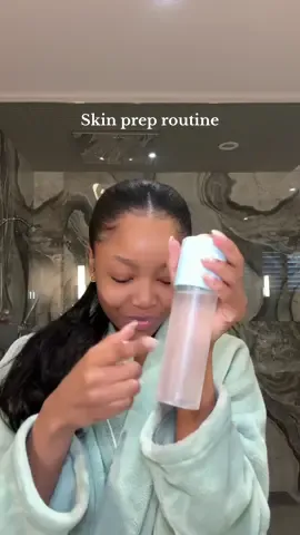 Replying to @Jayda Granger Glowy skin prep routine ✨ i have oily skin to preface, but this works amazing for me! #skinprep #skincare #skincareroutine 