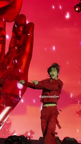 jungwoo favorite fancam 🧛❤️  #nct127_neocity_the_unity #neocity_the_unity #nct127 #jungwoo #neocity_the_unity_in_bulacan #neocity_the_unity_bulacan 
