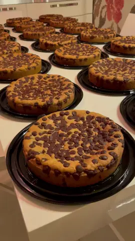 كيكة الكوكيز✨ #foryou #fypシ #foryoupage #cookies #cooking #chocolate #explore #libya🇱🇾 #طبخ #كوكيز #اكسبلور 