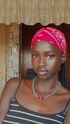 #dark-skinned 