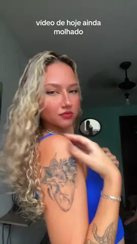 essa finalização é uns 5 min bem rapidinha mas acabei enrolando bastante rs #cabelo #cabeloondulado #onduladas #cacheadas #finalizacaodecachos #loiro #fyp #haircare 