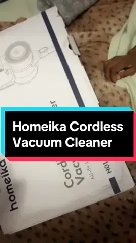 I'm ALWAYS making sure my mom life is a bit easy because she has lupus! This @Homeika US cordless vacuum cleaner is cery lithtweight and is not too heavy for her to lift or push around! We love it!!!! #homeikapinkvacuum #homeikaofficial #homeikareview #fyp #viralvacuum #homeikareview 
