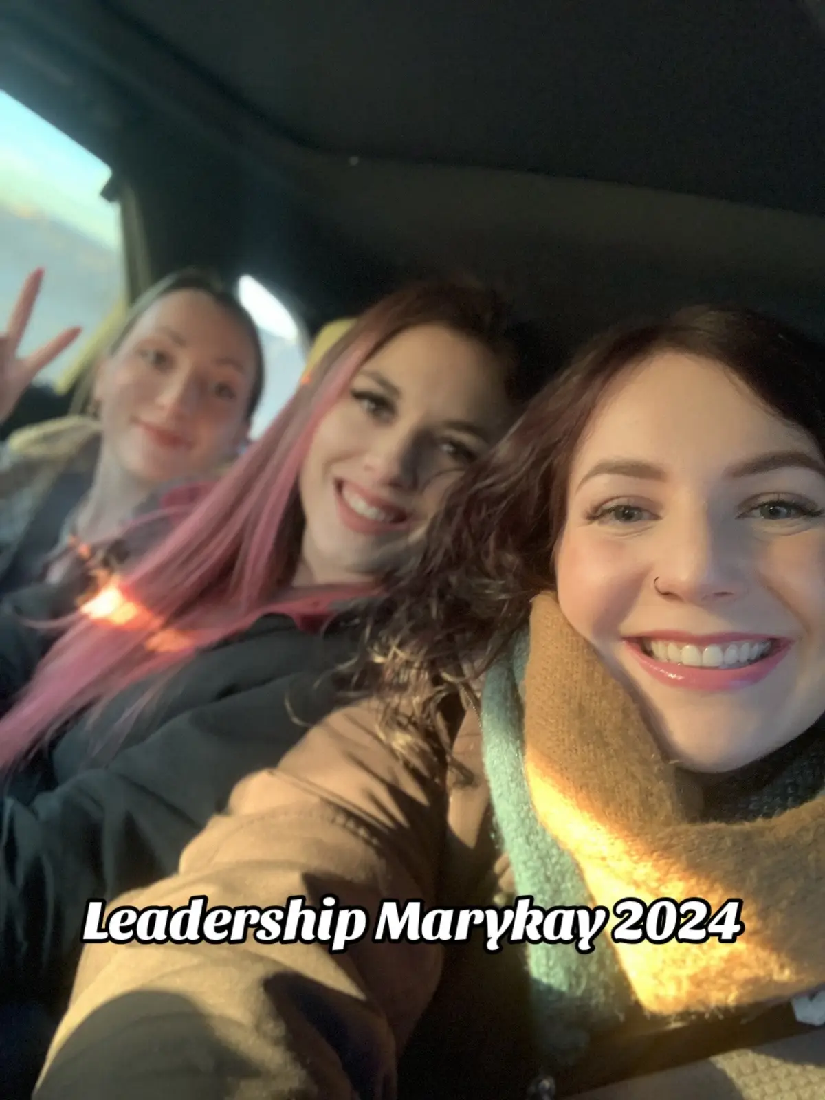 Je suis encore sur mon petit nuage rose. 💖 Merci Marykay pour toutes ces belles rencontres qui sont devenues des amitiés qui me sont si précieuses ! #travelwithfriends #mkleardership2024 #friendshipgoals #BeautyTok 