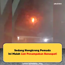 Penampakan Banaspati di atas pohon #banaspati #videoamatir #hororstory #serem #kisahseram #horortiktok #penampakanbanaspati 