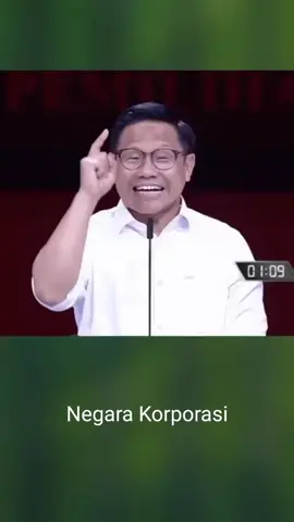 Negara Korporasi Negara korporasi adalah negara dimana sebagian besar ekonomi dikendalikan oleh pemerintah. Rujukan lain menyatakan Negara korporasi adalah suatu pengelolaan negara secara fungsional, dimana pemberi kerja dan pekerja dalam satu bidang tertentu tergabung dalam korporasi (corporations), sindikat (syndicates), atau serikat (guilds) untuk mengatur berbagai urusan di bidangnya. Tentu hal ini sangat berbahaya jika terjadi perkawinan antara pemerintah dan pengusaha. Sebab sejatinya Pembangunan nasional harus berpijak kepada asas keadilan. Negara harus berpihak kepada Rakyat, karena rakyatlah pemegang kedaulatan tertinggi di republik ini, bukan korporasi. Hilirisasi tdk boleh meminggirkan dan memiskinkan petani, nelayan, masy adat dan juga warga di desa. #NegaraKorporasi #HilirisasiKemiskinan @aniesbaswedan @cakimiNOW