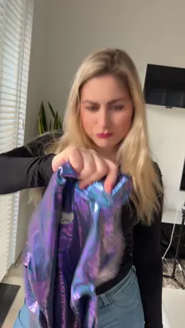 How about this color? 💙💜