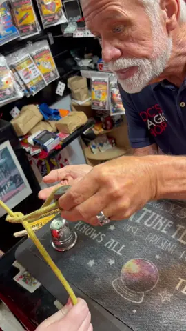 This guys amazing (part 2) #magictrick #amazing #magicshop @Doc Waddell 