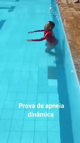 Quanto tempo um bombeiro militar fica sem respirar ao atravessar a piscina? #tiktok #fy 
