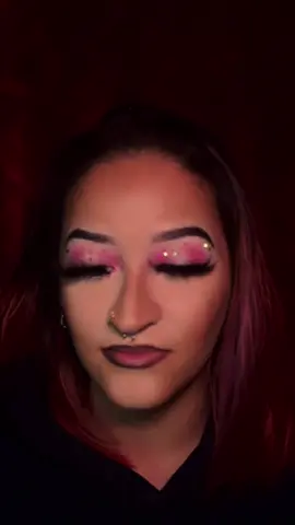 Neva had a beat like this in ya lifeeee 🤭🤭😍. Do yall want more makeup content?? #fyp #fypシ #explore #contentcreator #valentinesdaymakeuplook #makeup #pinkeyeshadow #rhinestonemakeup #blackmakeup #ncat #ncatmakeupartist #ncatsuaggies #blackmakeupartists #flomilli #makeupcontentcreator #blackcreatives #makeupcontent #ValentinesDay #makeuplook #beauty #beautycontentcreator #beautycontent #viraltiktok #blackgirltiktok #blackgirlmagic 