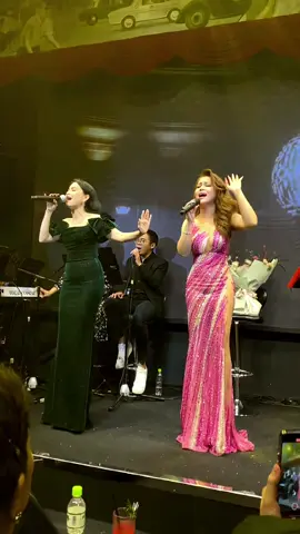 Lại là 